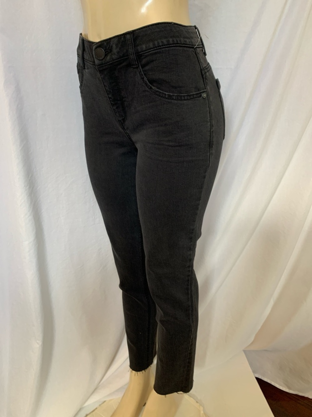 WIT & WISDOM Jeans Tummy Control Size 6 Vintage Black Wash Slim Straight NWOT
